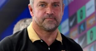 فليك يحذر لاعبي برشلونة قبل مواجهة ليفانتي في الدوري الإسباني