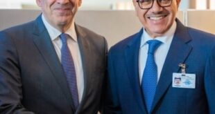 وزير الخارجية يجتمع مع وزير خارجية جمهورية اليونان