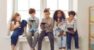 أستراليا تحظر وسائل التواصل لمن هم دون 16 عاماً