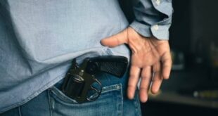 بعد خروجه من السجن.. شاب عراقي يقتل والديه وزوجة أخيه الحامل قبل أن يرديه شقيقه