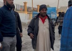 تفاعل رسمي مع قضية تنمُّر على عامل نظافة في دير الزور (فيديو)