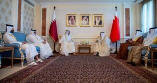 وزير الخارجية يتسلم نسخة من أوراق اعتماد سفير دولة قطر المعين لدى مملكة البحرين