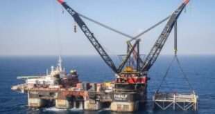 ارتفاع أسعار النفط عند التسوية عقب النفط يرتفع عند التسوية بعد قرار خفض الفائدة الأمريكية