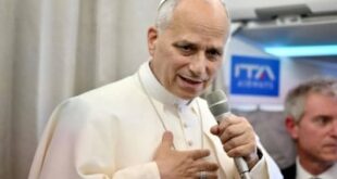 البابا يحث أمريكا على عدم محاولة الإطاحة برئيس فنزويلا بالقوة العسكرية