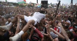 الشرطة البريطانية: لن يُتّخذ أي إجراء ضد فرقة «بوب فيلان» لهتافها ضد الجيش الإسرائيلي