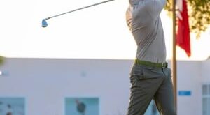 ناصر بن حمد يحرز المركز الأول في بطولة سلاح الجو الملكي للجولف